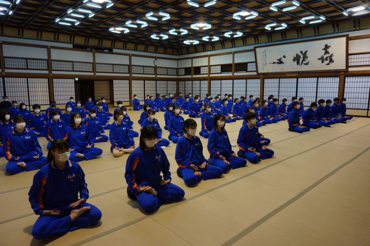 1年生永平寺参禅研修|お知らせ|福井工業大学附属 福井高等学校 1年生永平寺参禅研修|お知らせ|福井工業大学附属 福井高等学校