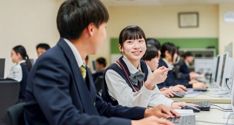 進学コースⅡ類［情報分野］